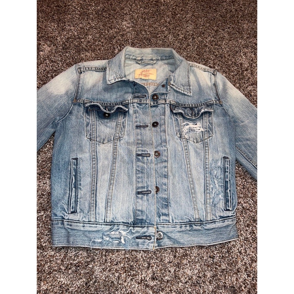 Womens Levis denim jean jacket distressed size medium